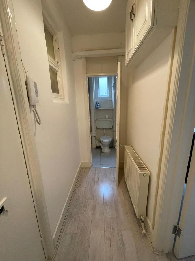Miles Building Apartment Лондон Екстериор снимка