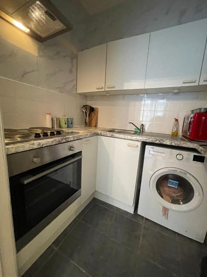 Miles Building Apartment Лондон Екстериор снимка