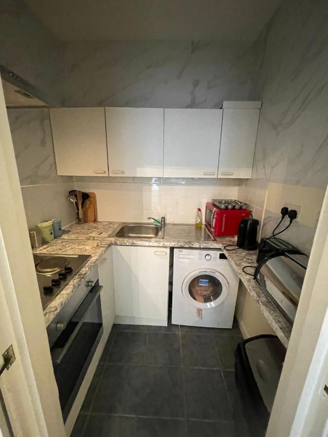 Miles Building Apartment Лондон Екстериор снимка