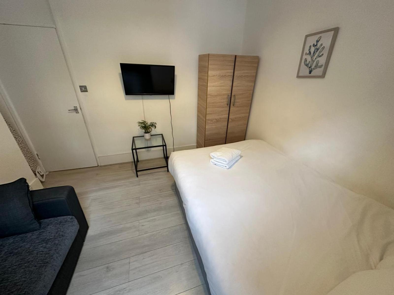 Miles Building Apartment Лондон Екстериор снимка