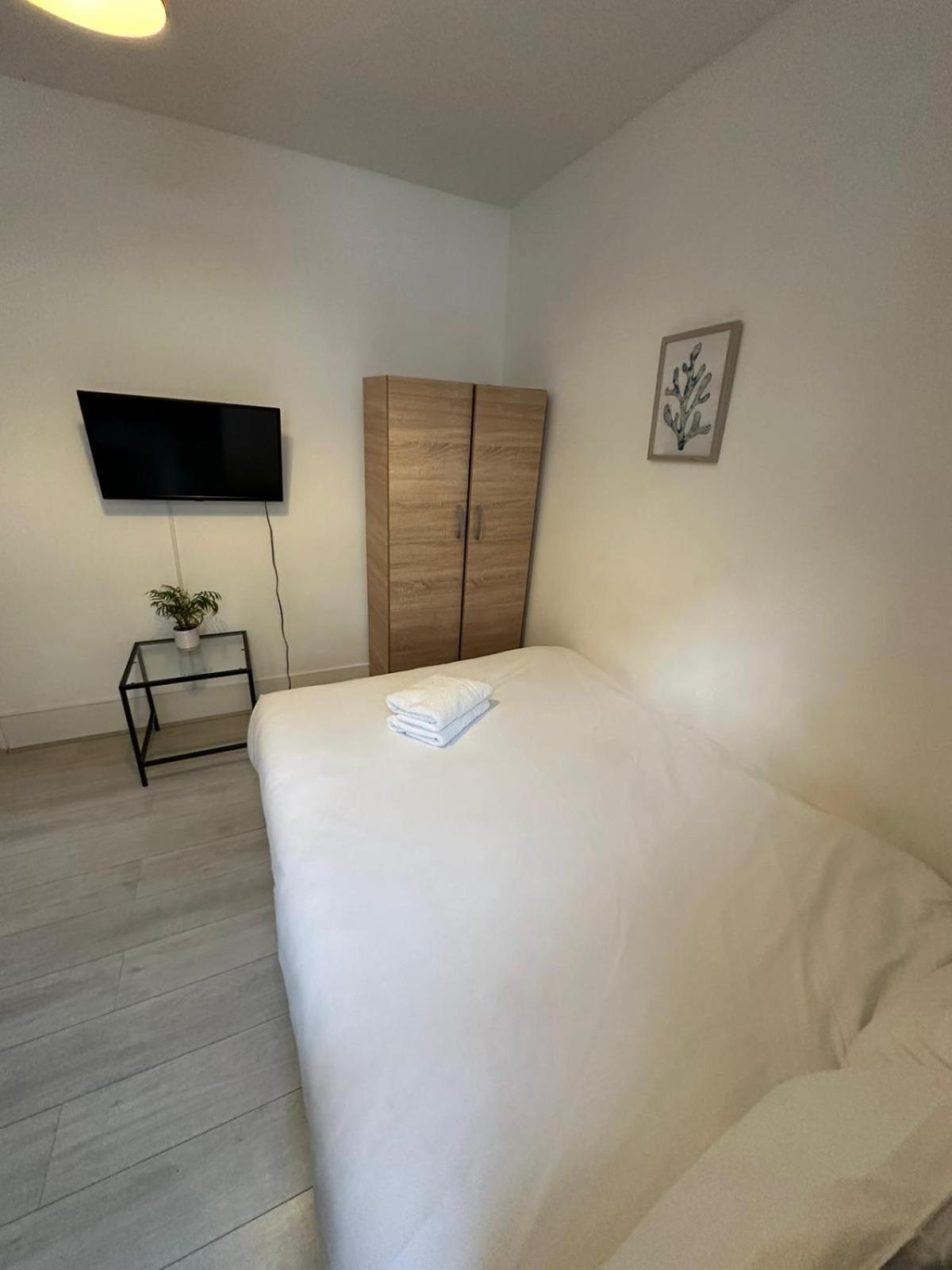 Miles Building Apartment Лондон Екстериор снимка