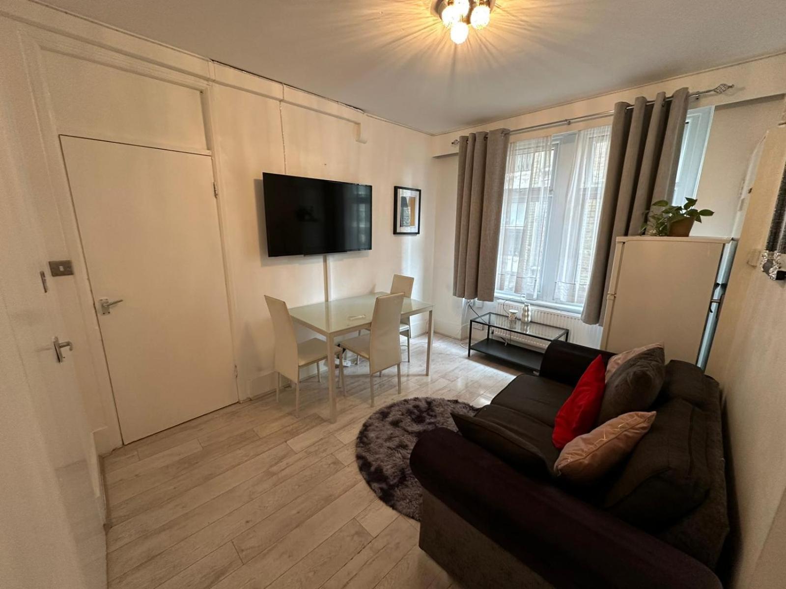 Miles Building Apartment Лондон Екстериор снимка