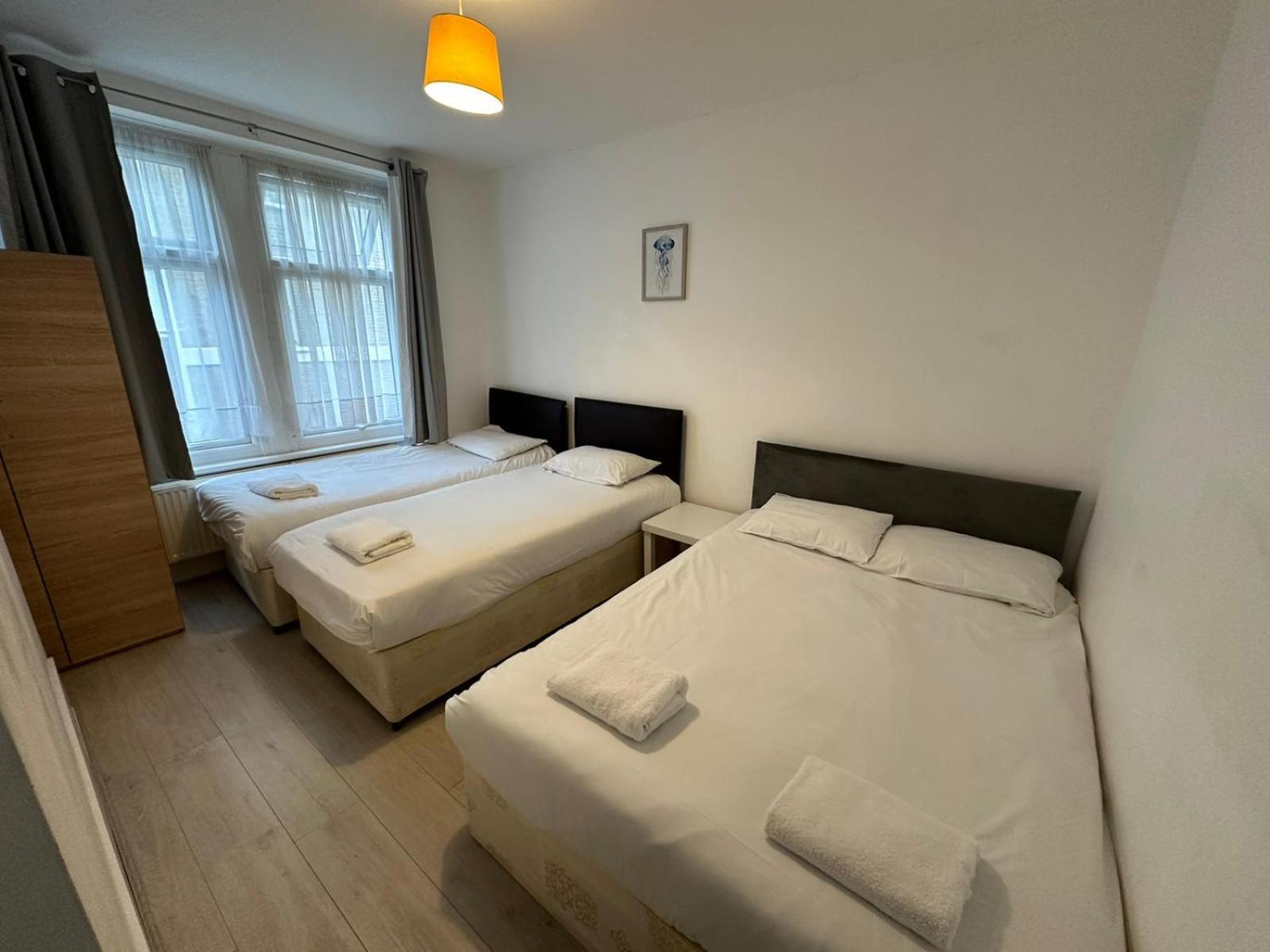 Miles Building Apartment Лондон Екстериор снимка